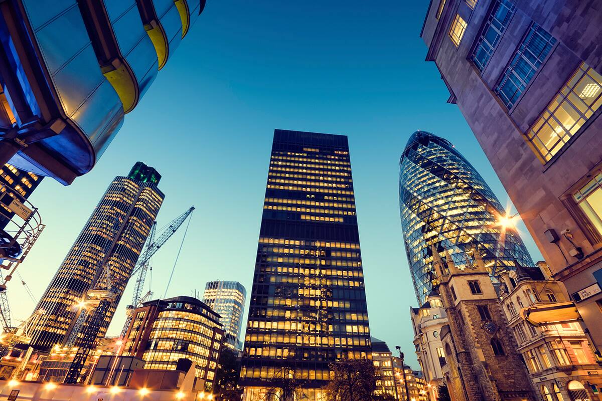 buildingslondonsunset