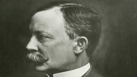 portrait-warren-johnson